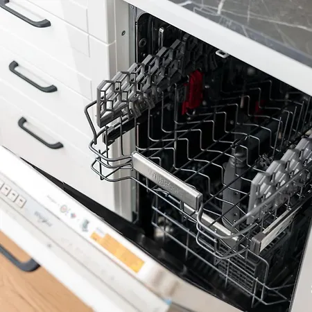 Golden Mirror-w Cenie Dostep Do Basenow, Strefy Saun,jacuzzi - Pinea Pobierowo-sannel For Rent Апартаменты Поберово