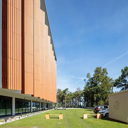 Golden Mirror-w Cenie Dostęp Do Basenów, Strefy Saun,jacuzzi - Pinea Pobierowo-sannel For Rent *