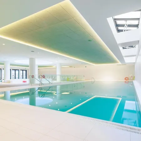 Golden Mirror-w Cenie Dostep Do Basenow, Strefy Saun,jacuzzi - Pinea Pobierowo-sannel For Rent