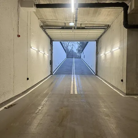 Апартаменты Golden Mirror-w Cenie Dostep Do Basenow, Strefy Saun,jacuzzi - Pinea Pobierowo-sannel For Rent Поберово