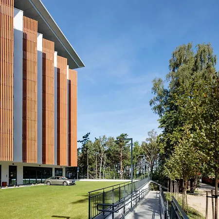 Апартаменты Golden Mirror-w Cenie Dostep Do Basenow, Strefy Saun,jacuzzi - Pinea Pobierowo-sannel For Rent